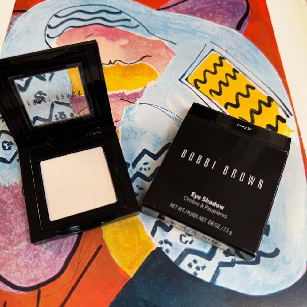 Bobbi Brown Ivory 51 DISCONTINUED Original Formula Eye Shadow (2.5 g / 0.08 oz)